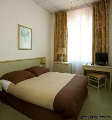 Hotel De France Contact-Hotel Évian-les-Bains 2*,