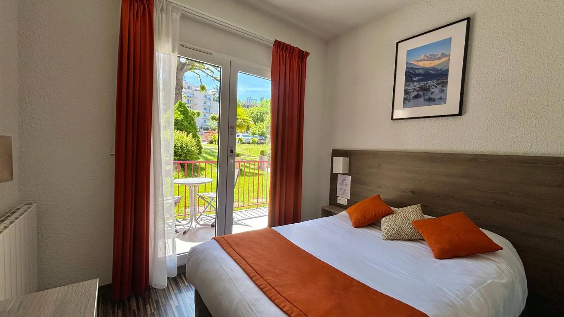 **  Hotel De France Contact-Hotel Évian-les-Bains Francia